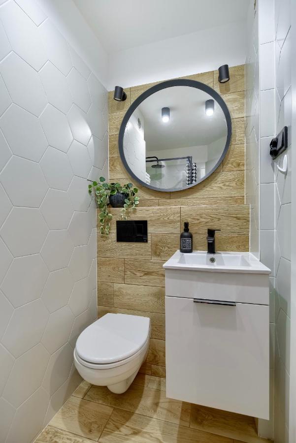 Apartament 4 Pory Roku Przy Plazy Z Widokiem Na Morze 格丁尼亚 外观 照片